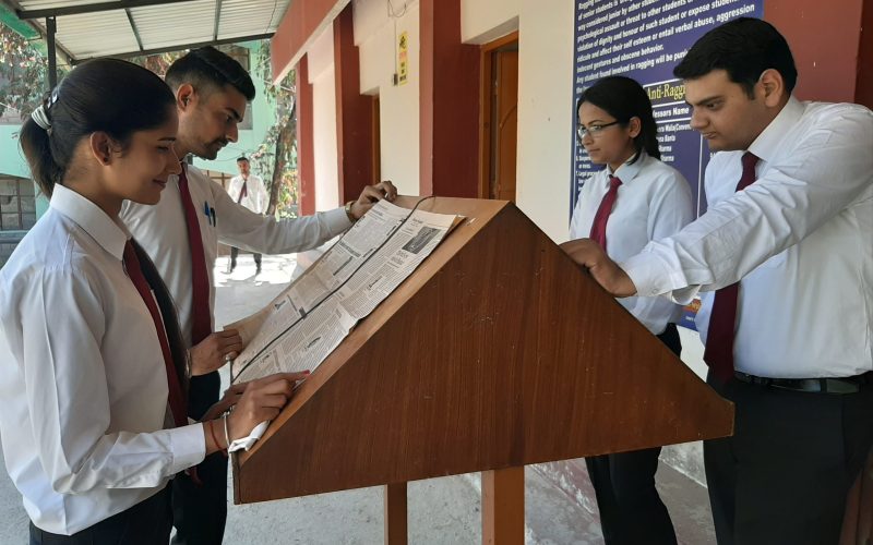 Updating-Oneself-through-Newspapers